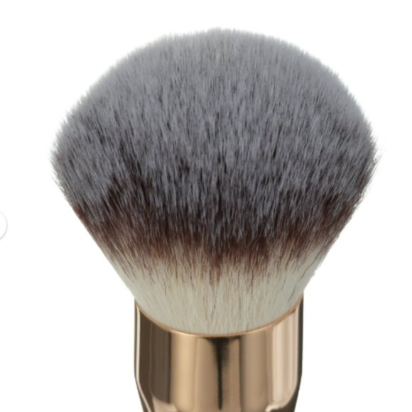 Powder Setting Brush - Picture 2 of 3